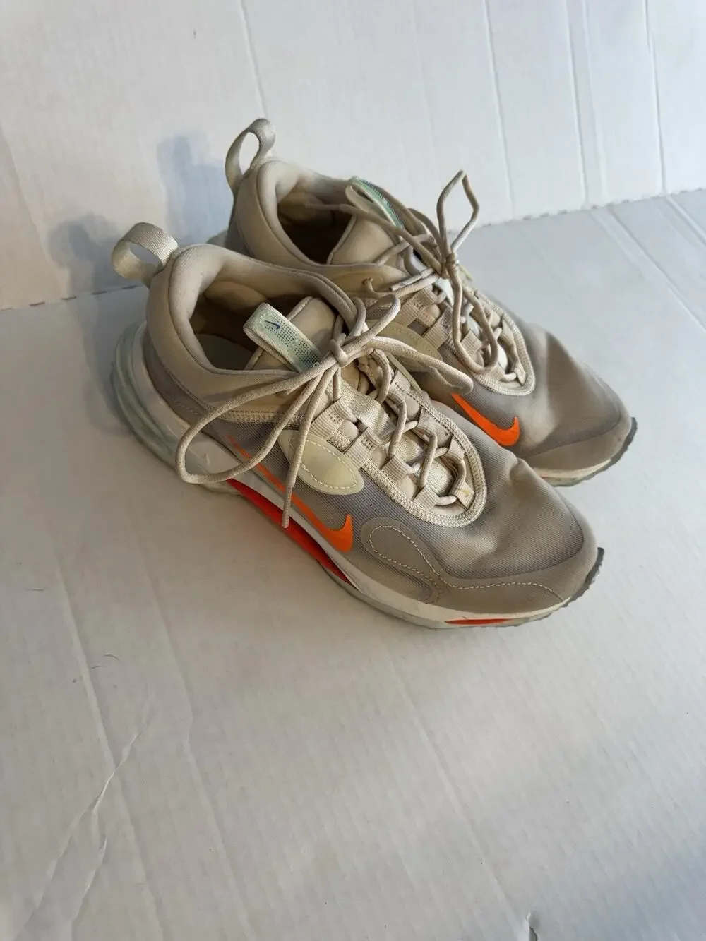 Nike Spark Pearl/Mint/Blue Casual Everyday Sneaker Women’s 8 DJ6945-200